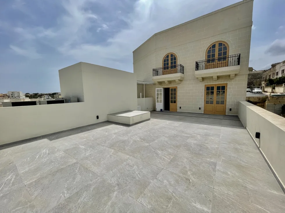 3 bed Apartment For Rent in Kalkara, Kalkara - thumb 2