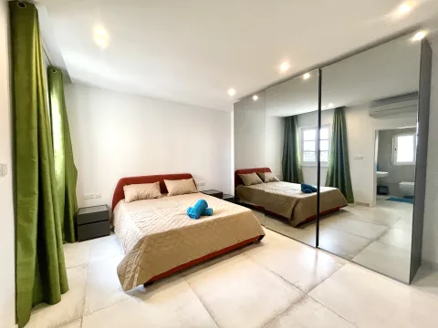 3 bed Penthouse For Rent in Kalkara, Kalkara - thumb 17