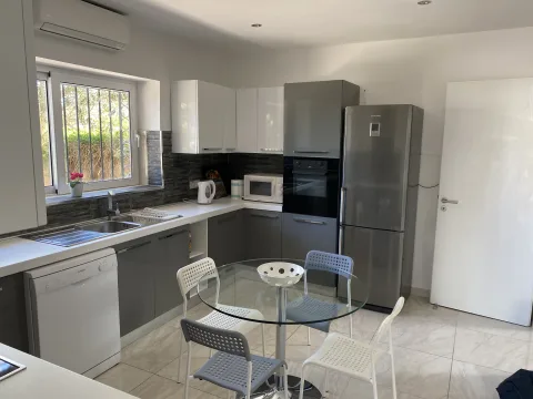 4 bed Villa For Rent in Madliena, Madliena - thumb 8