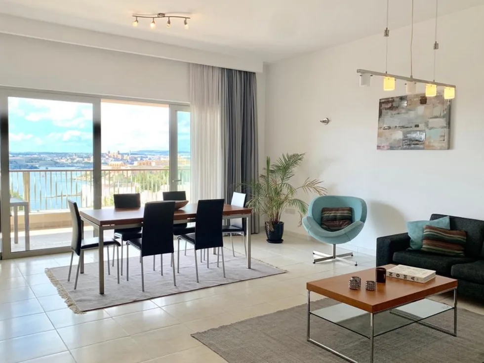 3 bed Apartment For Rent in Sliema, Sliema - thumb 2