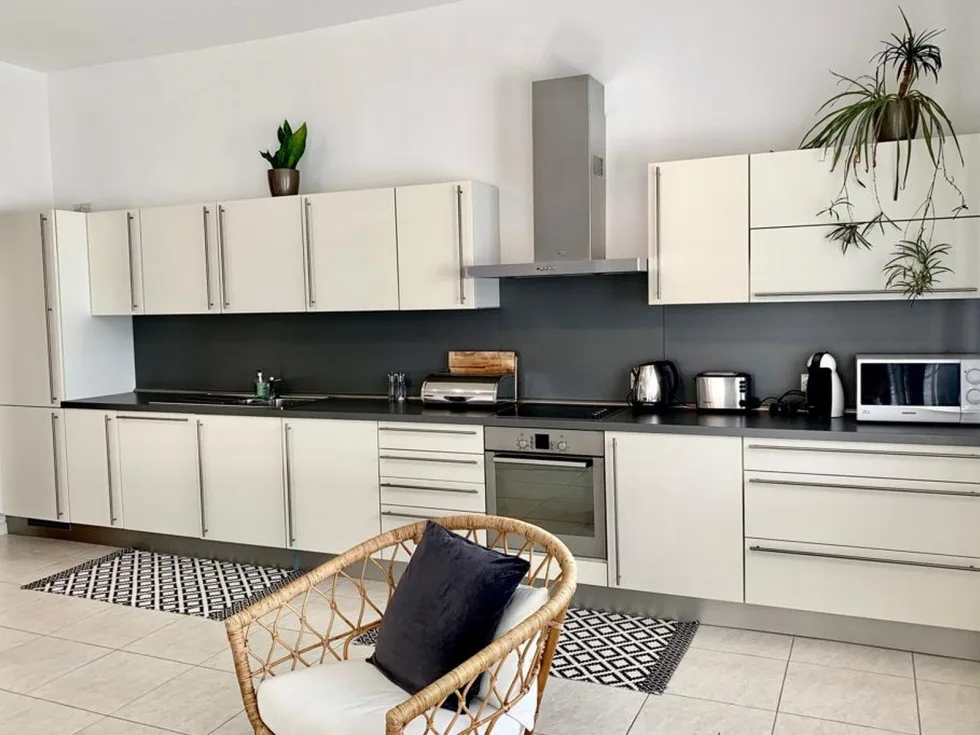 3 bed Apartment For Rent in Sliema, Sliema - thumb 3