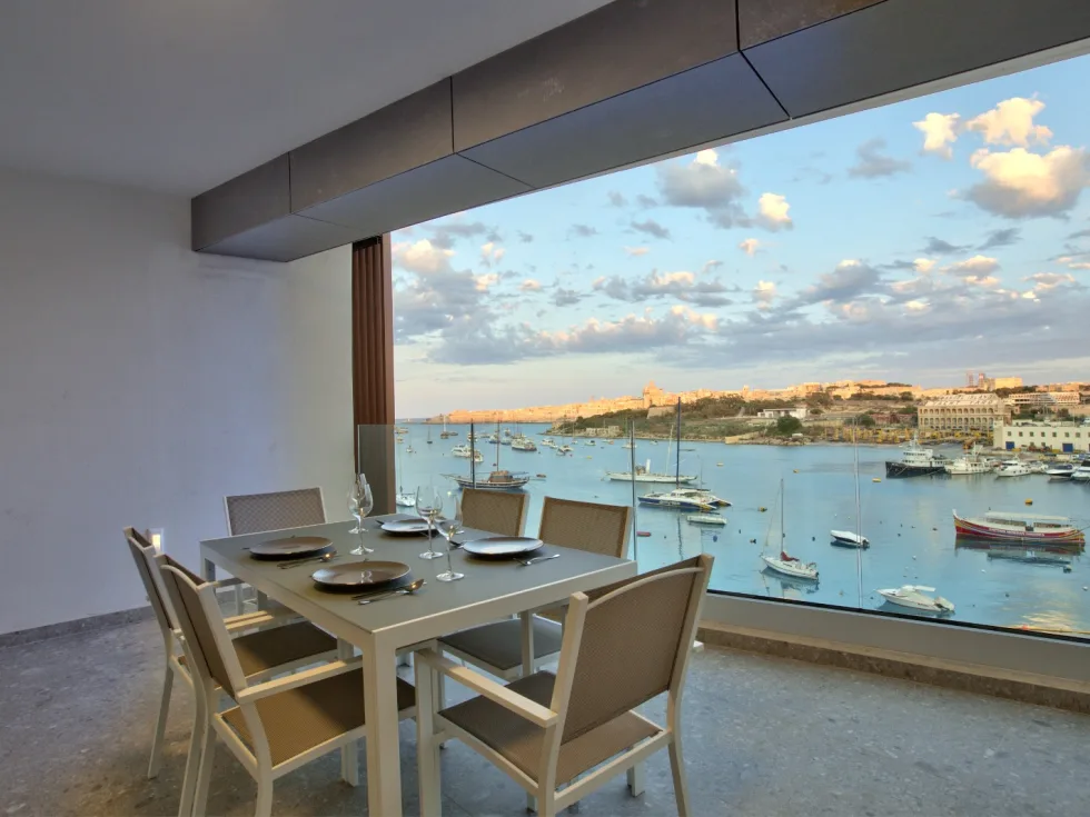 2 bed Apartment For Rent in Sliema, Sliema - thumb 1