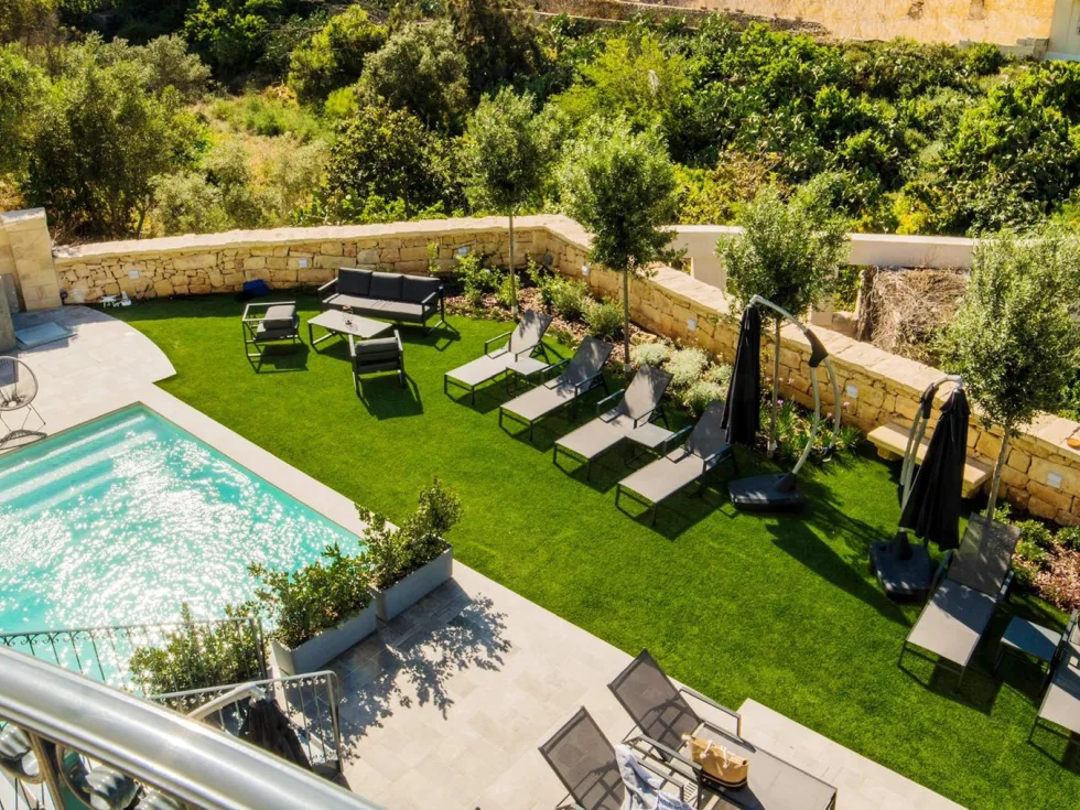 4 bed Villa For Rent in St Julian's, St Julian's - thumb 1