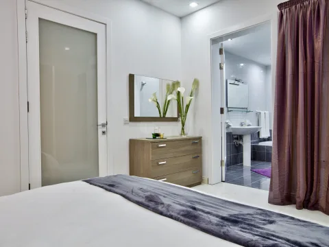 2 bed Apartment For Rent in Sliema, Sliema - thumb 7