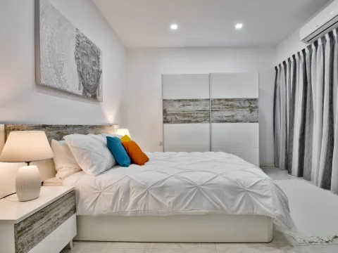 2 bed Apartment For Rent in Sliema, Sliema - thumb 8