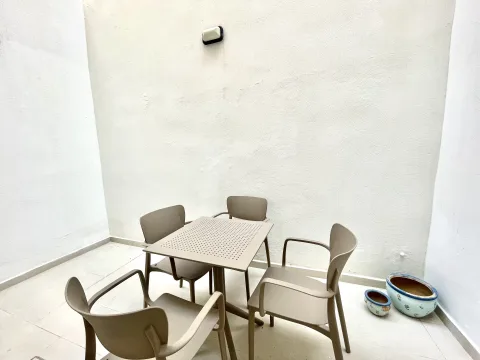 2 bed Town House For Rent in Sliema, Sliema - thumb 15