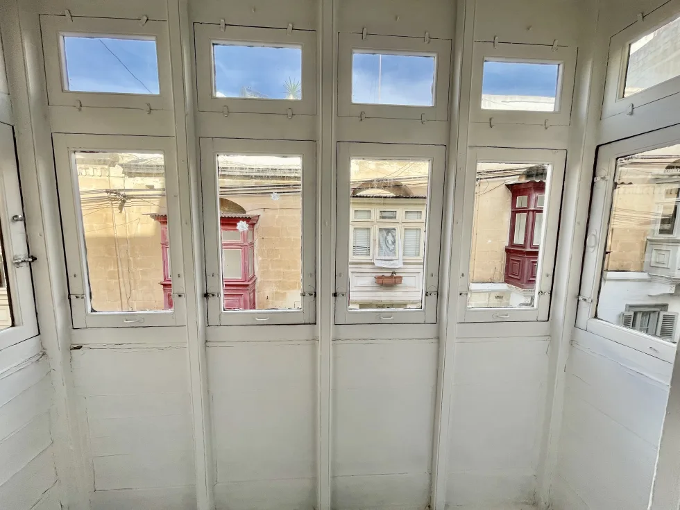 2 bed Town House For Rent in Sliema, Sliema - thumb 8