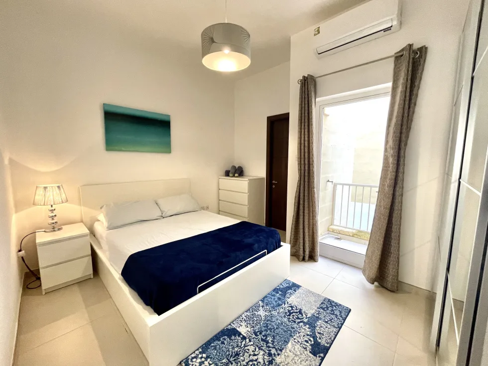 2 bed Town House For Rent in Sliema, Sliema - thumb 9