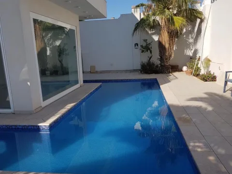 4 bed Villa For Rent in Madliena, Madliena - thumb 1