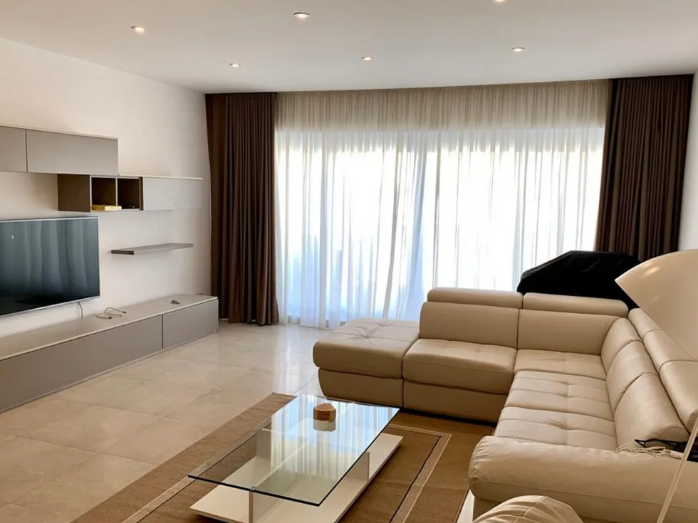 3 bed Penthouse For Rent in Sliema, Sliema - thumb 5
