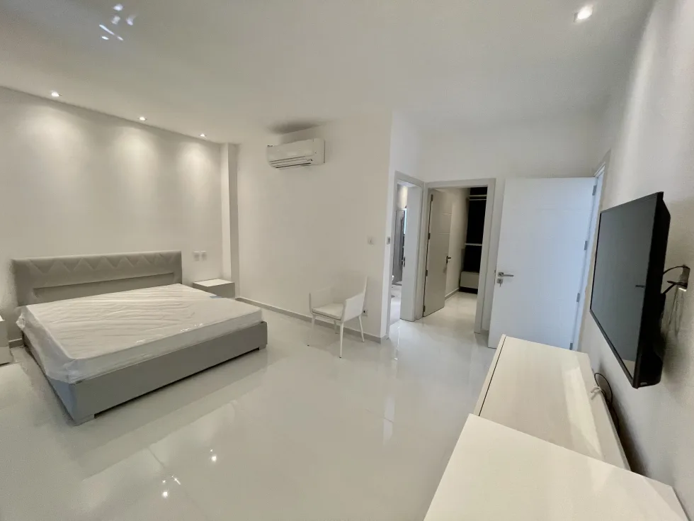 2 bed Penthouse For Rent in Zejtun, Zejtun - thumb 11