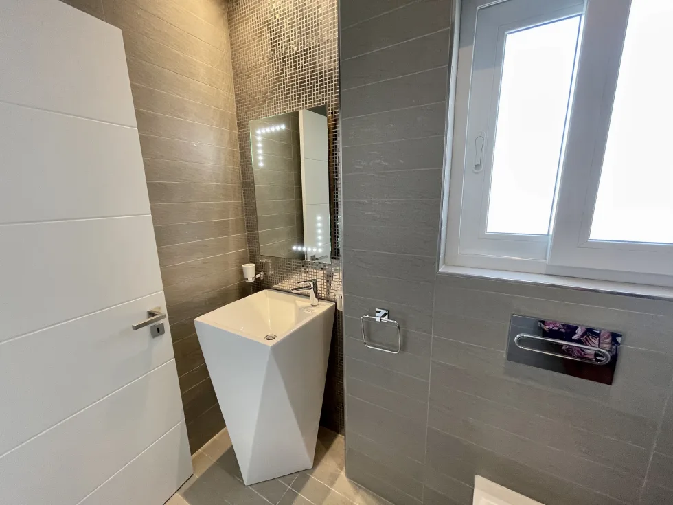 2 bed Penthouse For Rent in Zejtun, Zejtun - thumb 16