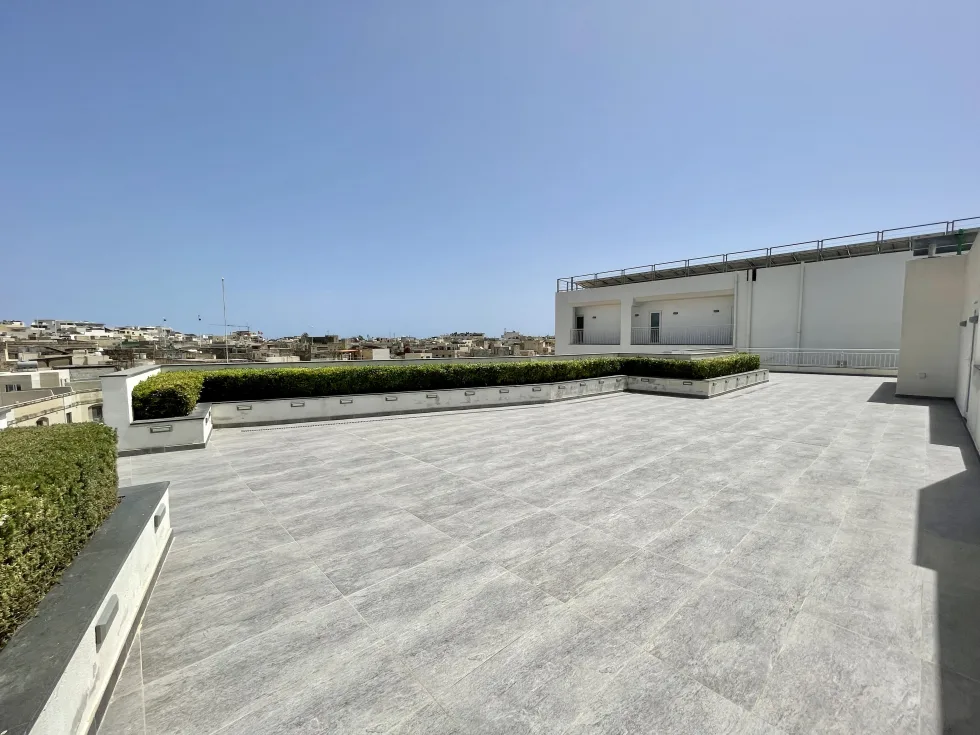 2 bed Penthouse For Rent in Zejtun, Zejtun - thumb 24