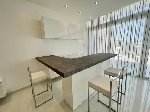 2 bed Penthouse For Rent in Zejtun, Zejtun - thumb 6