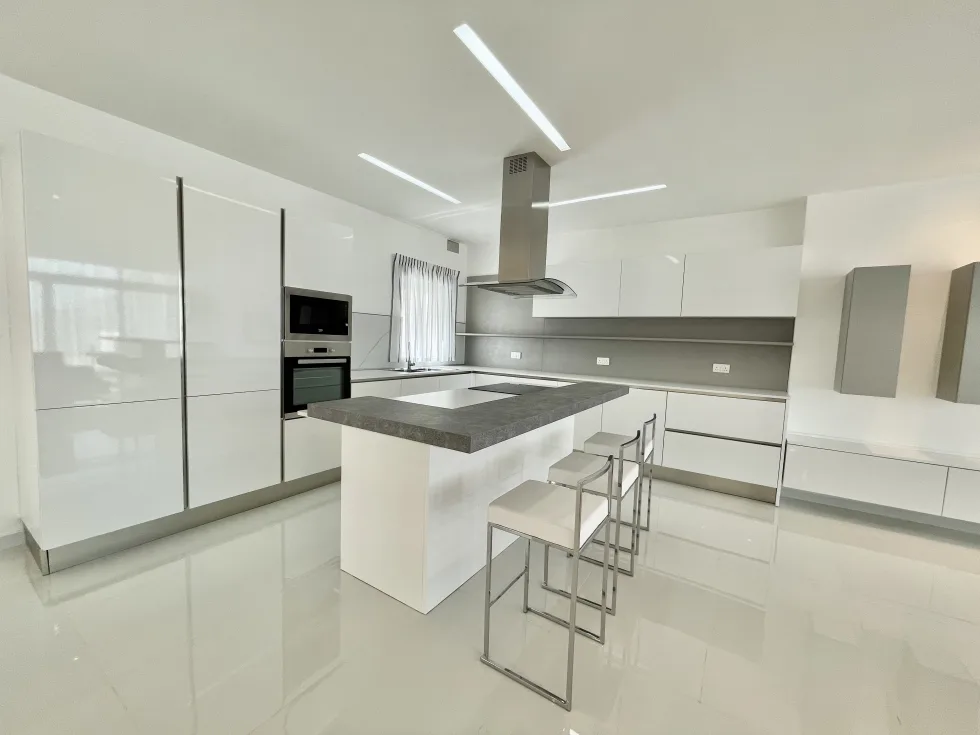 2 bed Penthouse For Rent in Zejtun, Zejtun - thumb 7