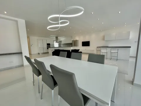 2 bed Penthouse For Rent in Zejtun, Zejtun - thumb 8