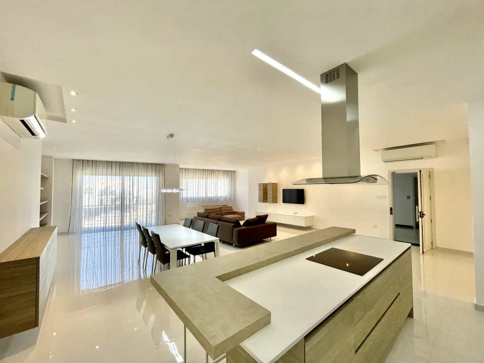 3 bed Apartment For Rent in Zejtun, Zejtun - thumb 8