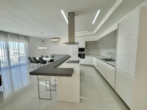 3 bed Apartment For Rent in Zejtun, Zejtun - thumb 6