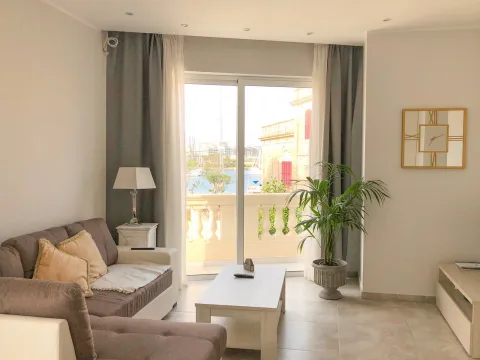 2 bed Maisonette For Rent in Ta' Xbiex, Ta' Xbiex - thumb 5
