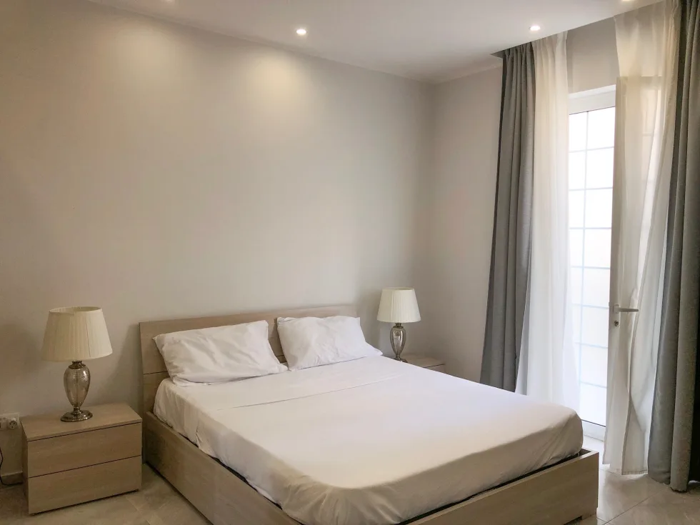 2 bed Maisonette For Rent in Ta' Xbiex, Ta' Xbiex - thumb 7