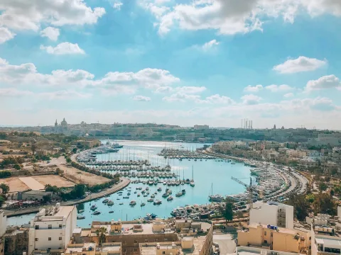 3 bed Apartment For Rent in Gzira, Gzira - thumb 1