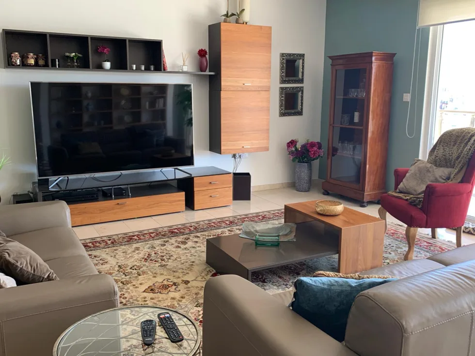 3 bed Apartment For Rent in Ta' Xbiex, Ta' Xbiex - thumb 3